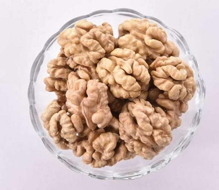 مغز گردو، مغزی با طعم خوش و مفید برای سلامتی است. این مغز از درخت گردو به دست می‌آید و معمولاً با پوست زرد رنگ خود در بازار عرضه می‌شود.
